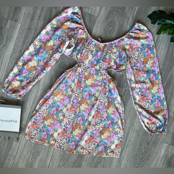Wild fable Fit & Flare Long Sleeve Floral Cutout Dress. Size M - Picture 10 of 14